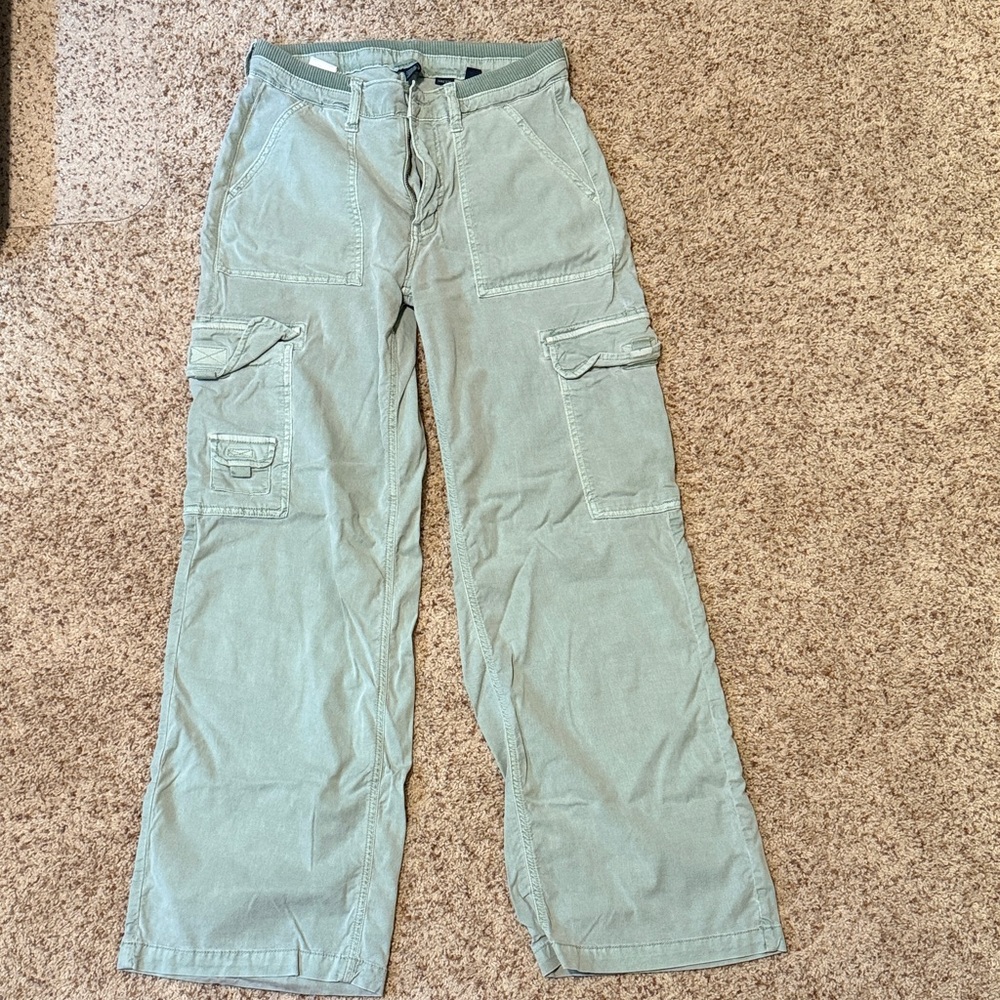 American Eagle light green cargo pants size 2